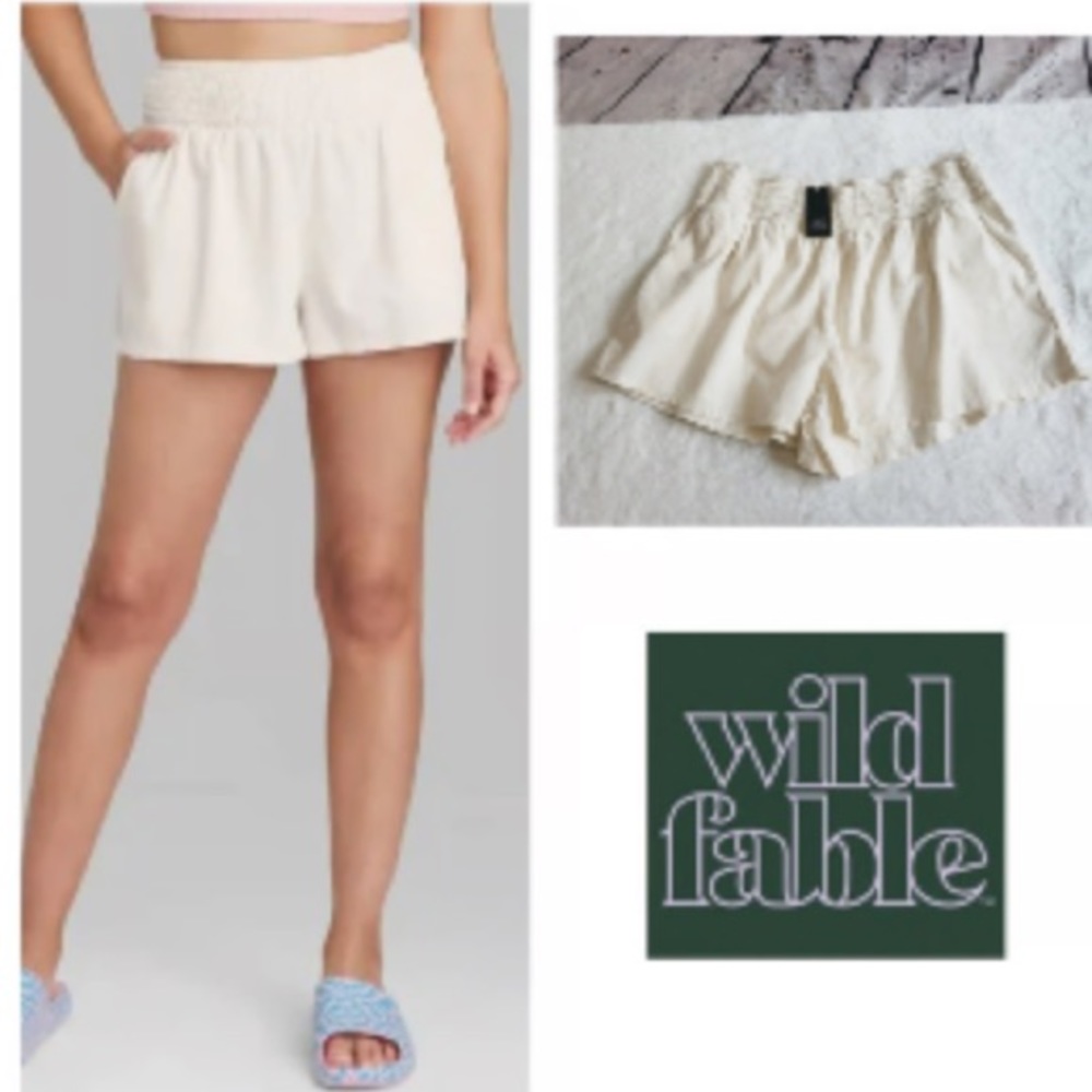 Womens high rise pull on shorts